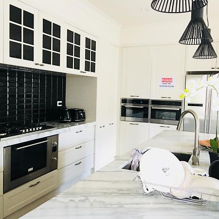Emily'S Holiday House, Newmarket Auckland Esterno foto